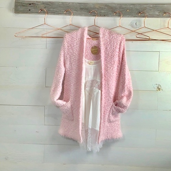 Beary Popular Super Soft Pink Cardigan - Picture 3 of 4